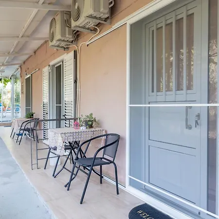 Apartment's Theodoros Kamena Vourla